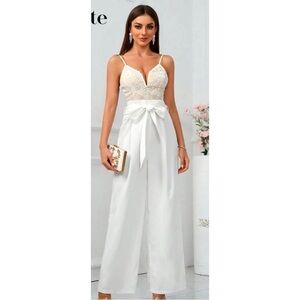 Elegant White Women's Jumpsuit